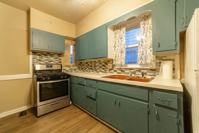 1116 S Harlan Avenue, Evansville, IN 47714