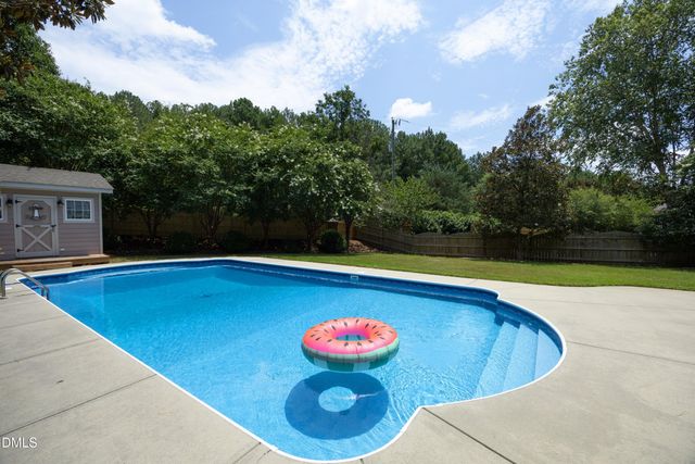 113 Bryce Meadow Drive, Holly Springs, NC 27540
