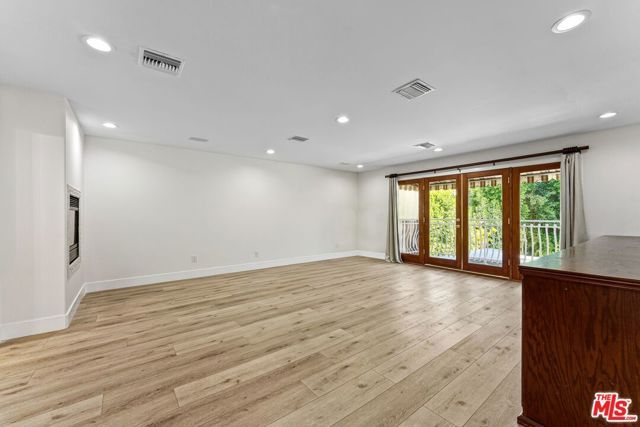 15123 Greenleaf Street, Sherman Oaks, CA 91403