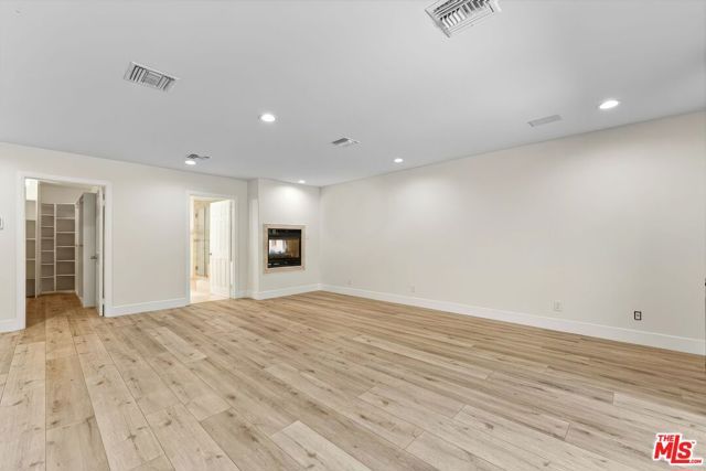 15123 Greenleaf Street, Sherman Oaks, CA 91403