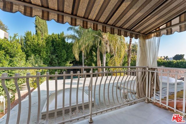 15123 Greenleaf Street, Sherman Oaks, CA 91403