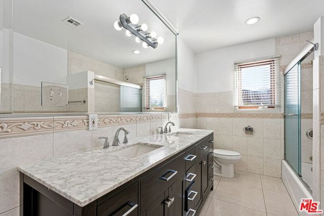 15123 Greenleaf Street, Sherman Oaks, CA 91403