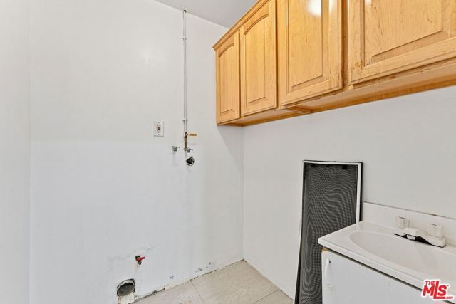 15123 Greenleaf Street, Sherman Oaks, CA 91403