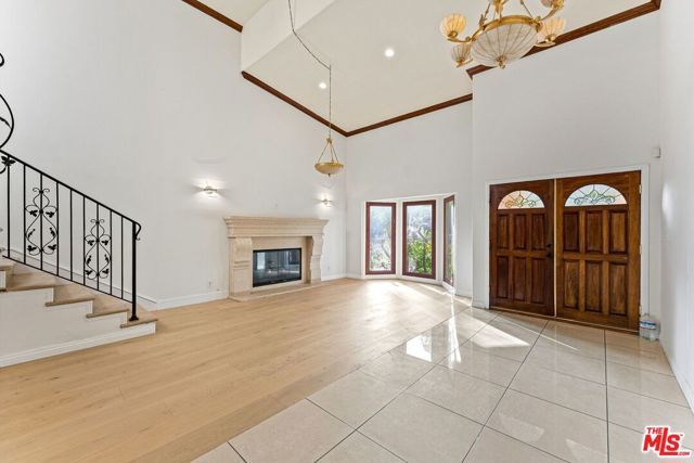 15123 Greenleaf Street, Sherman Oaks, CA 91403