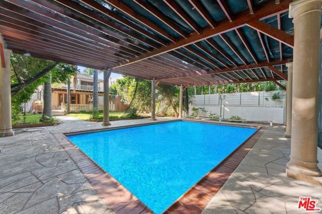 15123 Greenleaf Street, Sherman Oaks, CA 91403