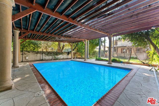 15123 Greenleaf Street, Sherman Oaks, CA 91403