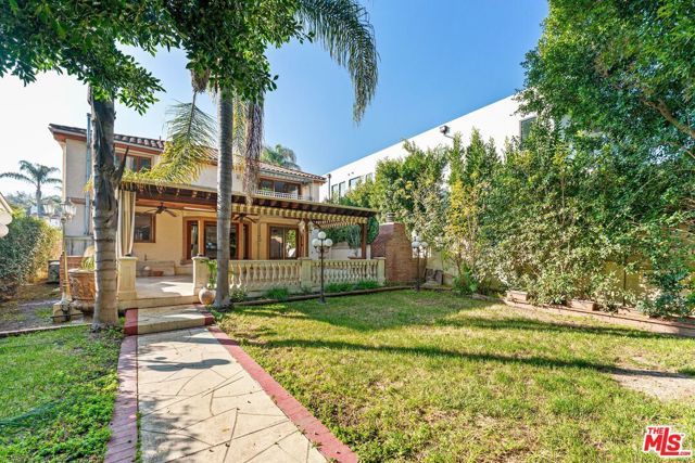 15123 Greenleaf Street, Sherman Oaks, CA 91403