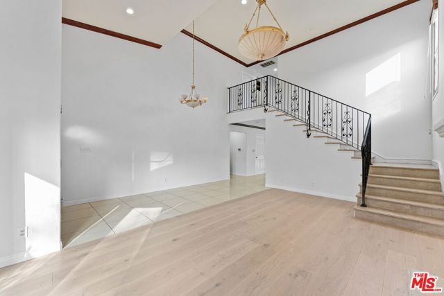 15123 Greenleaf Street, Sherman Oaks, CA 91403