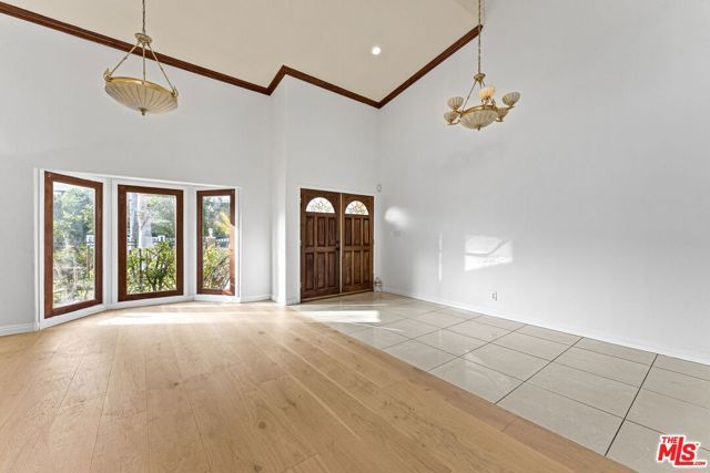 15123 Greenleaf Street, Sherman Oaks, CA 91403