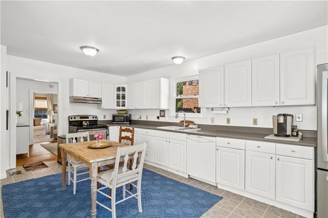 4704 Oxford Drive, Mobile, AL 36618
