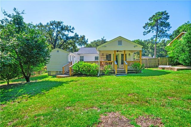 4704 Oxford Drive, Mobile, AL 36618