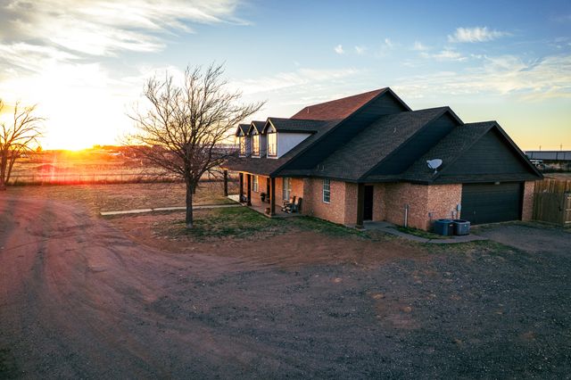 5808 County Rd 7620, Lubbock, TX 79424