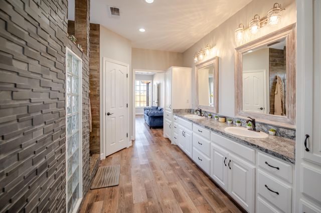 5808 County Rd 7620, Lubbock, TX 79424