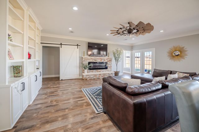 5808 County Rd 7620, Lubbock, TX 79424