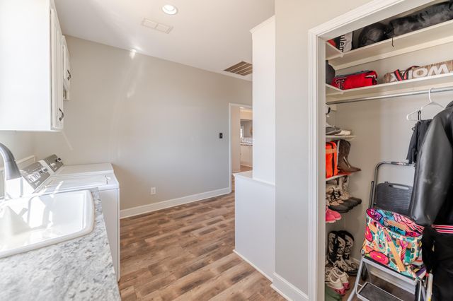 5808 County Rd 7620, Lubbock, TX 79424