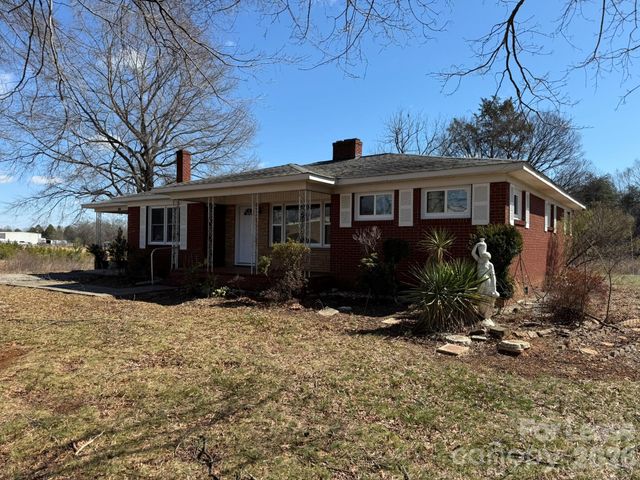 5703 NC Highway 150 Highway E, Denver, NC 28037