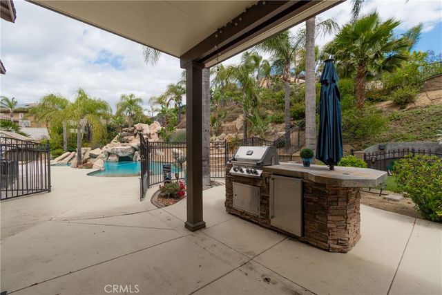 1592 El Paso, Norco, CA 92860