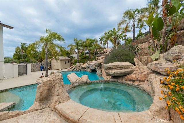 1592 El Paso, Norco, CA 92860