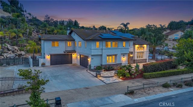 1592 El Paso, Norco, CA 92860