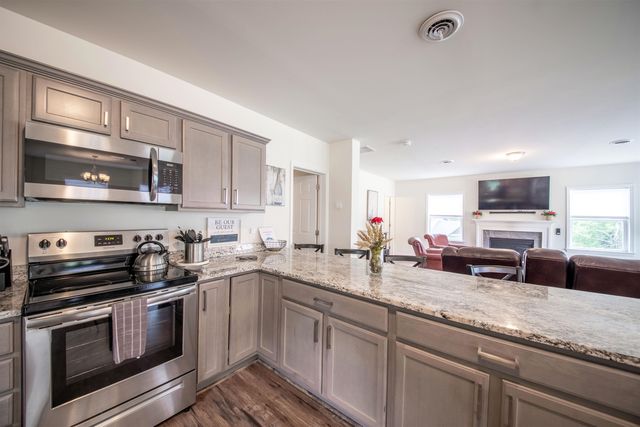12 Encore Place, Dover, VT 05356