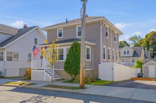 55 Sharon Rd, Quincy, MA 02171