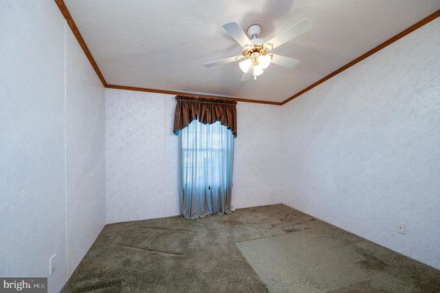 500 CARAVELLE LN, Reading, PA 19606