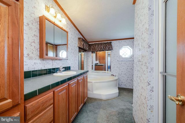 500 CARAVELLE LN, Reading, PA 19606
