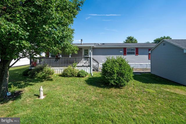 500 CARAVELLE LN, Reading, PA 19606