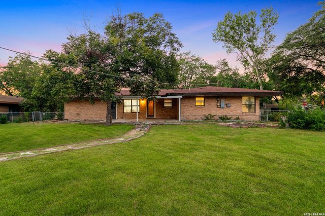 234 ZEPHYR DR, Windcrest, TX 78239