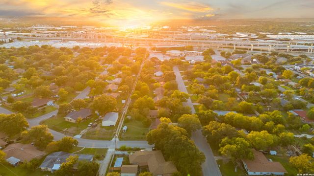 234 ZEPHYR DR, Windcrest, TX 78239