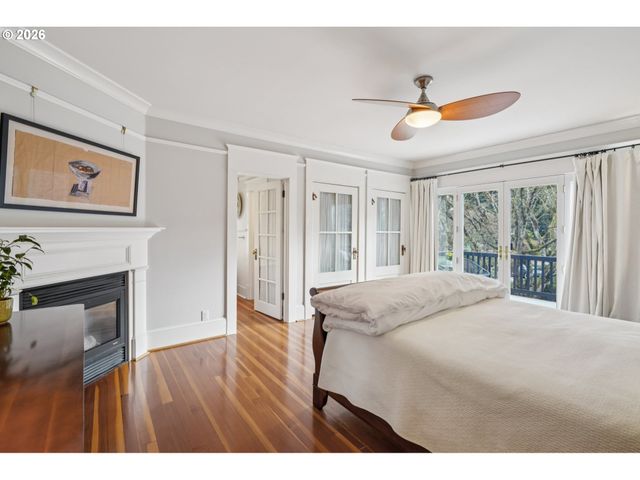 2647 Sw MONTGOMERY Dr, Portland, OR 97201