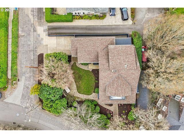 2647 Sw MONTGOMERY Dr, Portland, OR 97201