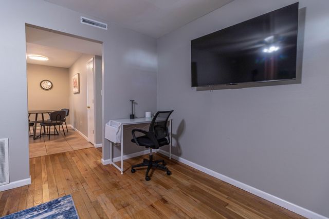 210 W EL CORTEZ DR, Columbia, MO 65203