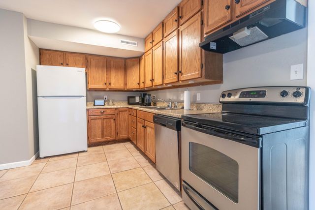 210 W EL CORTEZ DR, Columbia, MO 65203