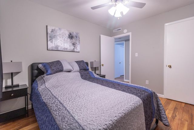 210 W EL CORTEZ DR, Columbia, MO 65203