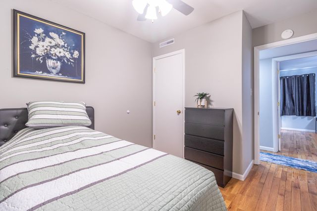 210 W EL CORTEZ DR, Columbia, MO 65203