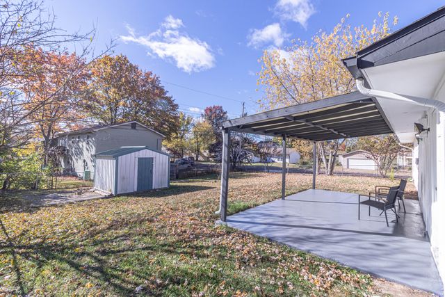 210 W EL CORTEZ DR, Columbia, MO 65203