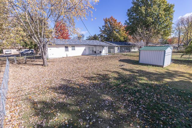 210 W EL CORTEZ DR, Columbia, MO 65203