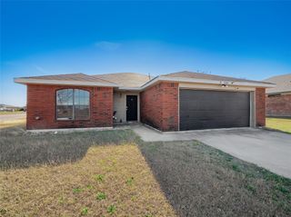 4500 Fieldcrest DR, Killeen, TX 76549