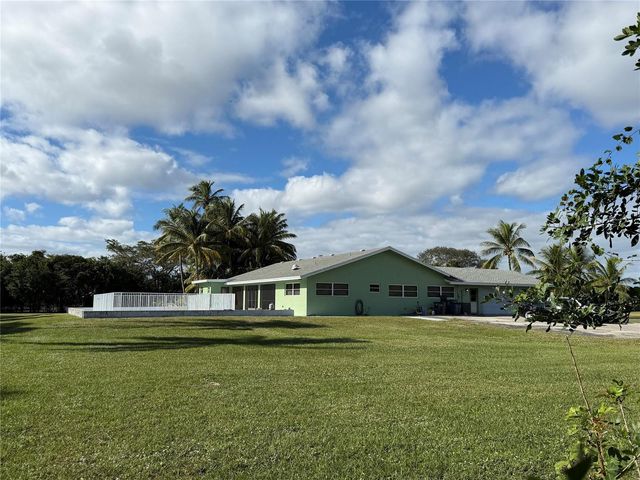 4656 Lillian Avenue, Palm Beach Gardens, FL 33418