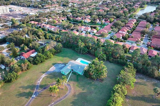 4656 Lillian Avenue, Palm Beach Gardens, FL 33418