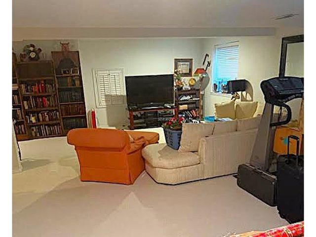 584 Flying Jib Ct, Lafayette, CO 80026