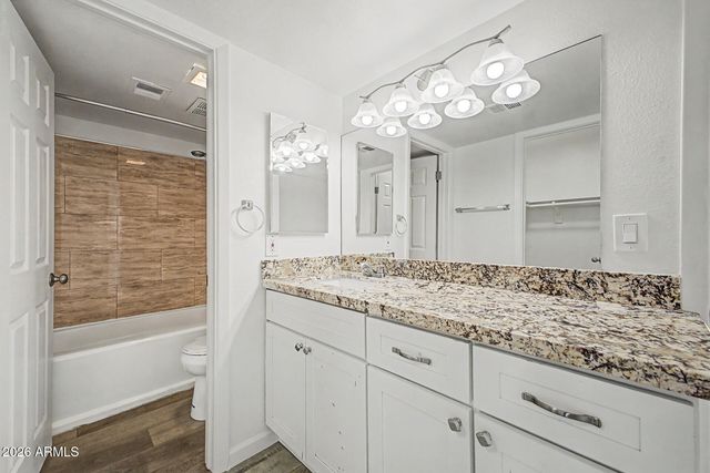 1726 S HENKEL Circle, Mesa, AZ 85202