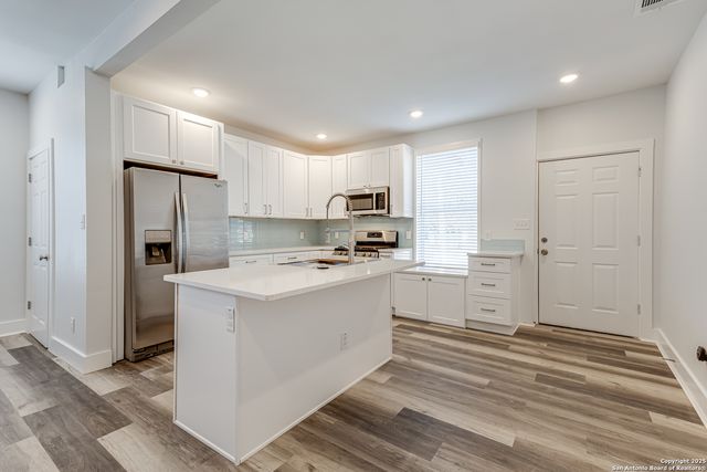 216 Eleanor Ave Apt 101, San Antonio, TX 78209