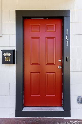 216 Eleanor Ave Apt 101, San Antonio, TX 78209