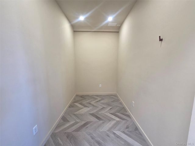 39-11-13 Bell Blvd Boulevard 2Fl, Bayside, NY 11361