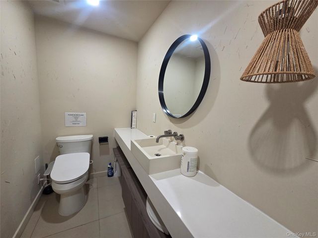 39-11-13 Bell Blvd Boulevard 2Fl, Bayside, NY 11361