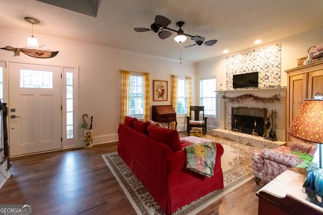 105 Samantha Court, Bremen, GA 30110