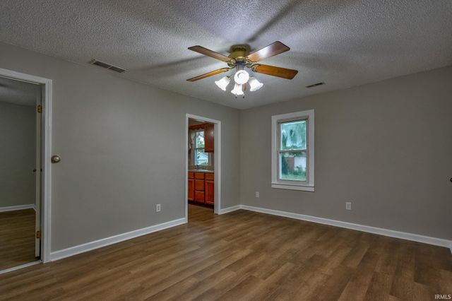 2553 Graham Avenue, Evansville, IN 47714