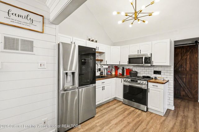 2328 Haslett Road, East Lansing, MI 48823